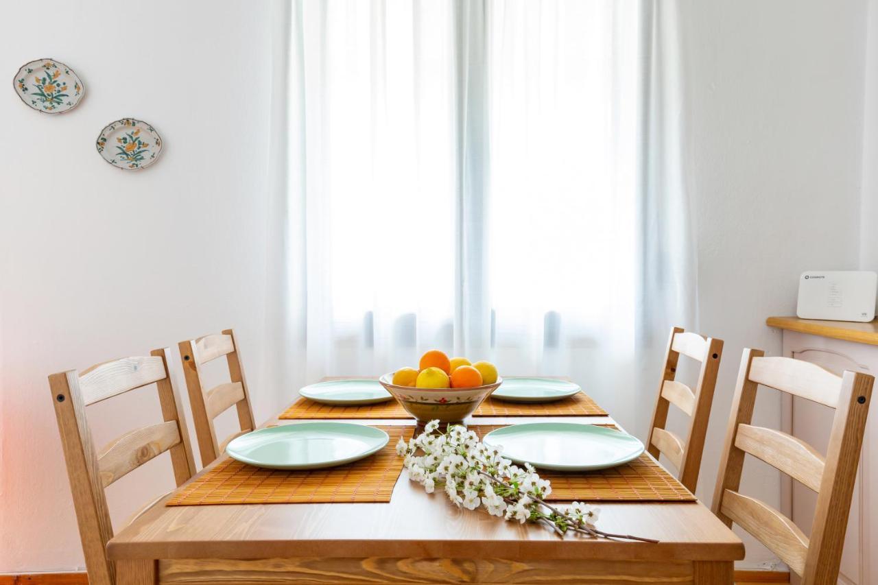 סקופלוס טאון Cath'S Guesthouse מראה חיצוני תמונה