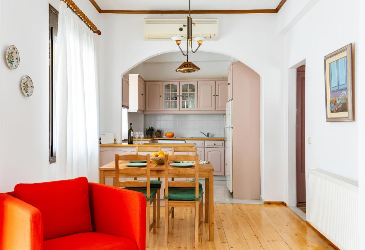 סקופלוס טאון Cath'S Guesthouse מראה חיצוני תמונה